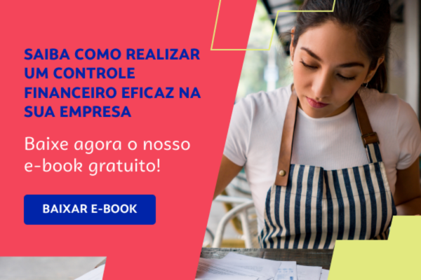 Mulher trabalhando em um planejamento financeiro com foco em controle financeiro eficaz, promovendo um e-book gratuito para empresas